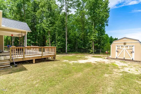 Exterior - 123 Trapper Pl, Benson, NC 27504 photo 8 of 12