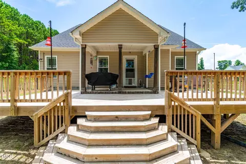 Exterior - 123 Trapper Pl, Benson, NC 27504 photo 7 of 12