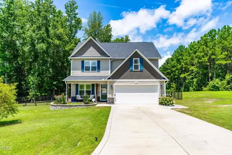 Exterior - 123 Trapper Pl, Benson, NC 27504 photo 1 of 12
