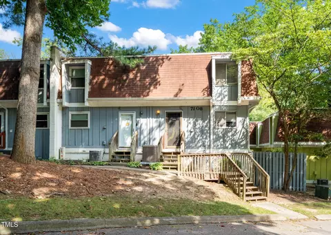 7108 Longstreet Dr #B, Raleigh, NC 27615