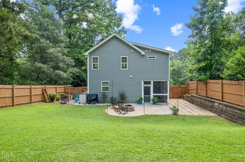 Exterior - 137 Baldwin Dr, Durham, NC 27712 photo 6 of 8