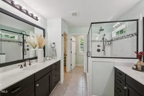 Bath - 137 Baldwin Dr, Durham, NC 27712 photo 1 of 5