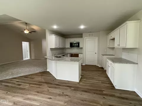 Kitchen - 305 Touchdown Way, Benson, NC 27504 photo 2 of 4