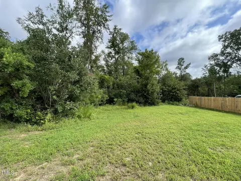 Exterior - 305 Touchdown Way, Benson, NC 27504 photo 3 of 4