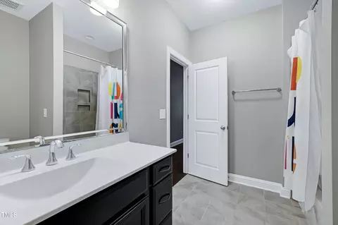 Bath - 3405 Ogle Dr, Cary, NC 27518 photo 8 of 9