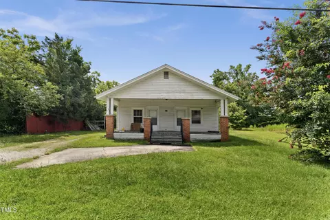 447 W Main St, Magnolia, NC 28453
