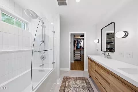 Bath - 1312 Dixie Trl, Raleigh, NC 27607 photo 1 of 5