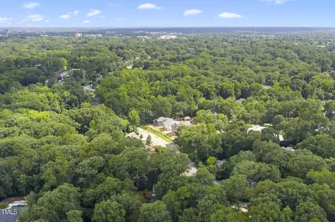 View/Area - 1312 Dixie Trl, Raleigh, NC 27607 photo 3 of 5