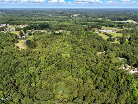 2 Benson Hardee Road, Benson, NC 27504 photo 16