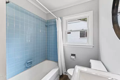 Bath - 2813 State St, Durham, NC 27704 photo 1 of 2