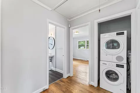 Entry Way - 2813 State St, Durham, NC 27704 photo 1 of 2