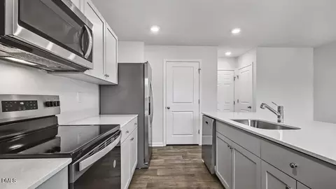 174 Oak Barrel Rd, Smithfield, NC 27577 photo 8