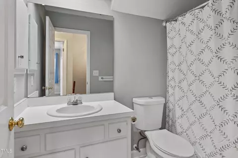 Bath - 6600 Willow Chase Dr, Willow Spring, NC 27592 photo 2 of 5
