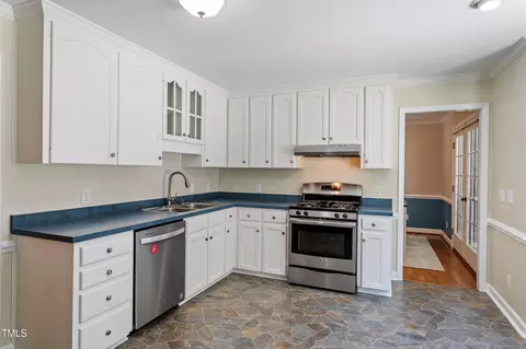 Kitchen - 6600 Willow Chase Dr, Willow Spring, NC 27592 photo 3 of 3