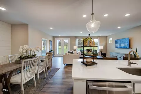 Dining - 2014 Kapalua Way #194, Durham, NC 27703 photo 1 of 1