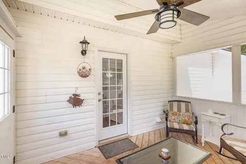 Exterior - 722 E Pine Ave, Wake Forest, NC 27587 photo 3 of 9