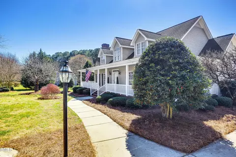 3337 Scarlet Oak Dr, Mebane, NC 27302