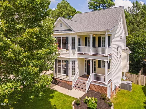 516 Vatersay Dr, Apex, NC 27502