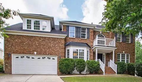 214 Moravia Ln, Cary, NC 27513