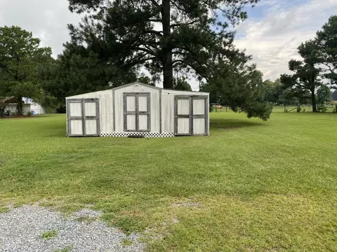51 Cinnamon Ln, Erwin, NC 28339 photo 5