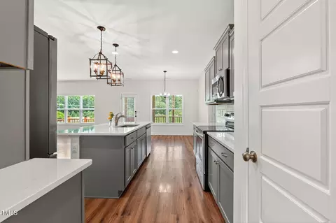 37 Berg St, Smithfield, NC 27577 photo 9