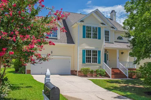 611 Park York Ln, Cary, NC 27519