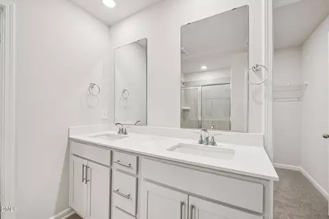 Bath - 133 Klamath Dr, Garner, NC 27529 photo 4 of 5