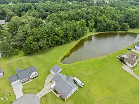 38 Mayfield Cir, Willow Spring, NC 27592 photo 3
