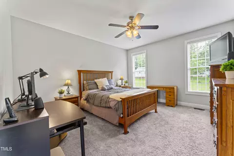 38 Mayfield Cir, Willow Spring, NC 27592 photo 17