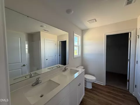 37 Boston River Dr, Dunn, NC 28334 photo 6