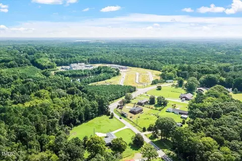 View/Area - 3417 Glenn Rd, Durham, NC 27704 photo 6 of 9