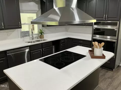 Kitchen - 3417 Glenn Rd, Durham, NC 27704 photo 4 of 5