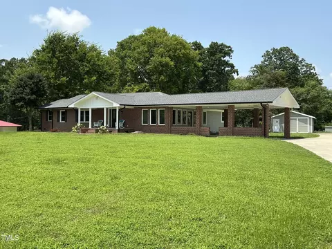 Exterior - 3417 Glenn Rd, Durham, NC 27704 photo 2 of 21