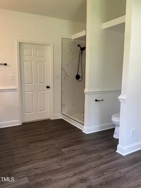 Bath - 3417 Glenn Rd, Durham, NC 27704 photo 10 of 11