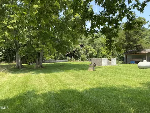 Exterior - 3417 Glenn Rd, Durham, NC 27704 photo 9 of 21