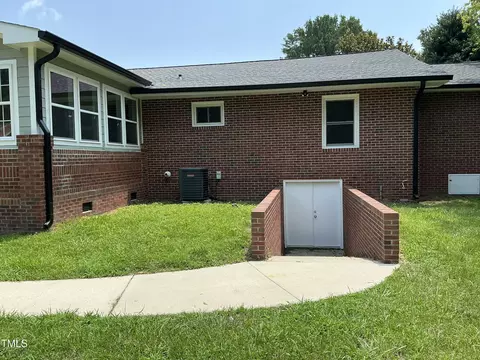 Exterior - 3417 Glenn Rd, Durham, NC 27704 photo 11 of 21