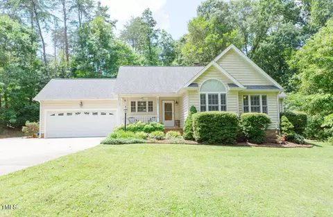 2972 Cabin Rd, Burlington, NC 27215