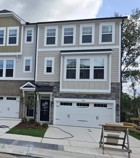 5016 Jowetts Walk Dr #19, Cary, NC 27519