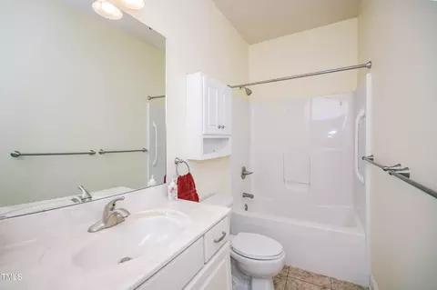 Bath - 128 Crescent Dr, Dunn, NC 28334 photo 1 of 3