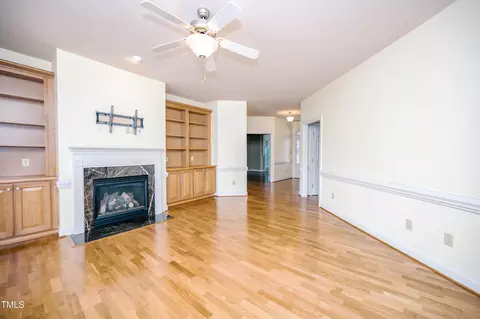 Living - 128 Crescent Dr, Dunn, NC 28334 photo 1 of 6