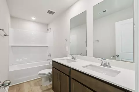 Bath - 816 Ottawa Dr, Garner, NC 27529 photo 2 of 2