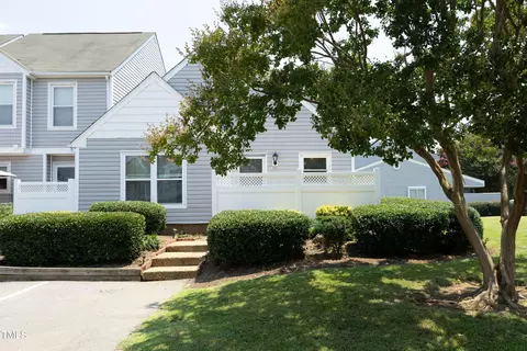5054 Avenida Del Sol Dr, Raleigh, NC 27616