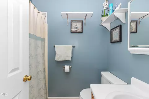612 Mckay St, Erwin, NC 28339 photo 17