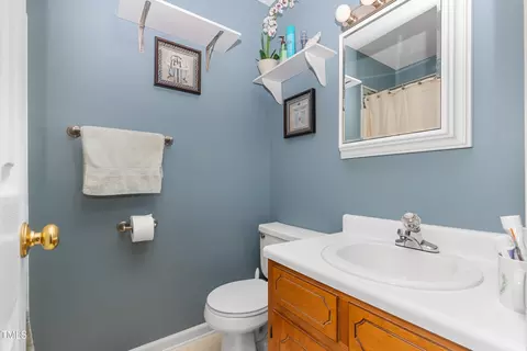 612 Mckay St, Erwin, NC 28339 photo 16