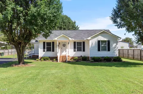 612 Mckay St, Erwin, NC 28339