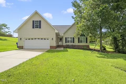 59 E Marlin Ln, Coats, NC 27521