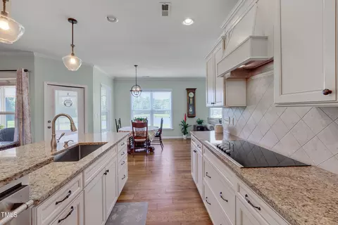 321 Ibis Ln, Durham, NC 27703 photo 3