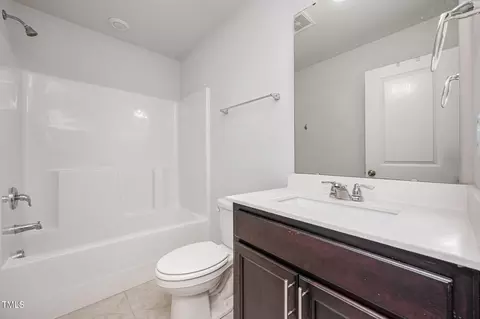 Bath - 317 Devon Cliffs Dr, Wake Forest, NC 27587 photo 1 of 8