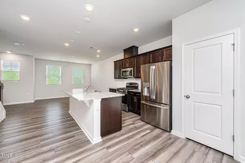 Entry Way - 317 Devon Cliffs Dr, Wake Forest, NC 27587 photo 2 of 6