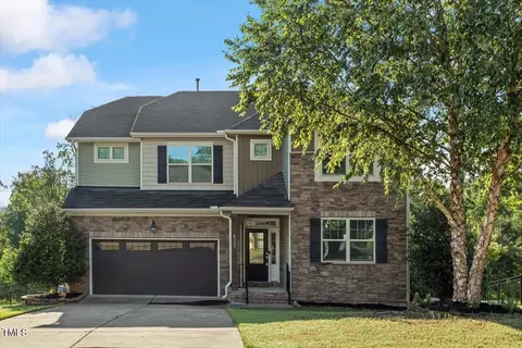 664 Long Melford Dr, Rolesville, NC 27571